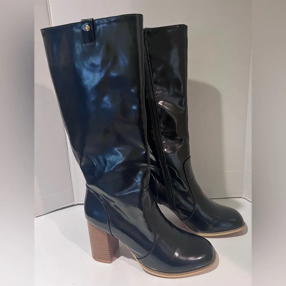 Leila Stone Vegan Black Patent Leather Cynira Knee - Image 4