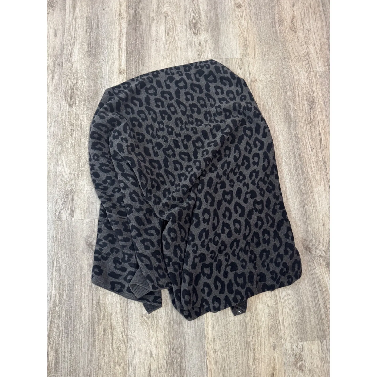 Barefoot Dreams CozyChic Ultra Lite Cardigan Wrap Leopard Print LXL - Image 5