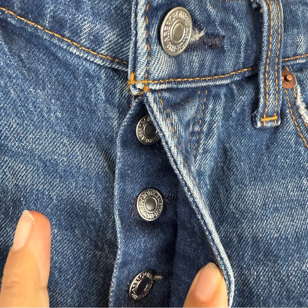 NWT Abercrombie & Fitch The Dad Short High Rise Women's Size 28 Curve Love - Image 5