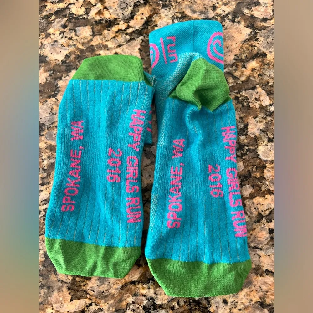 Trail Running Socks Womens 9.5 - Image 3