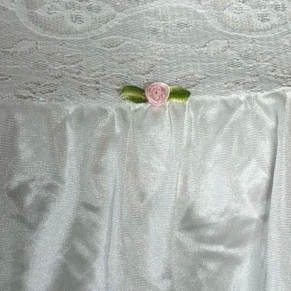 Vintage White Cami Size L - Image 3