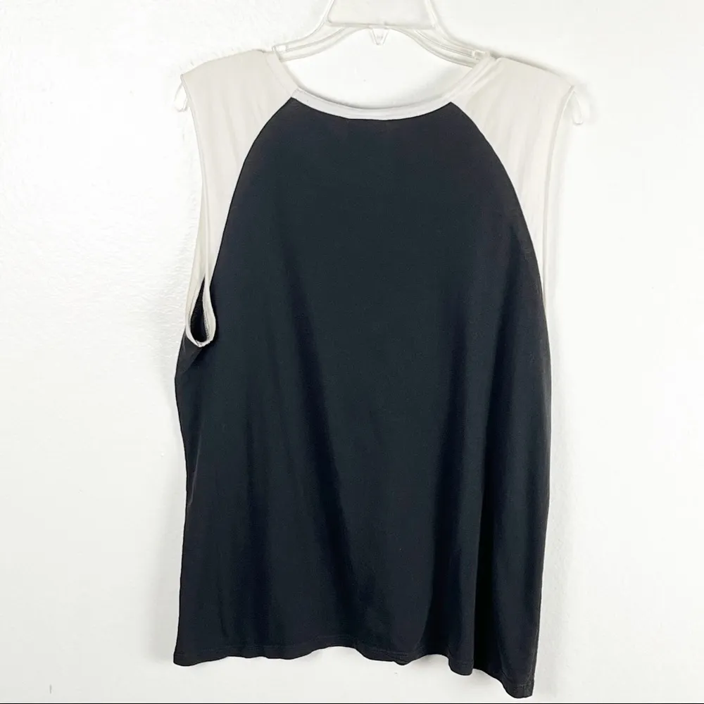 JUNK FOOD 100% Cotton Two Tone Sleeveless Wonder Woman Graphic Tee, Size Medium - Image 2