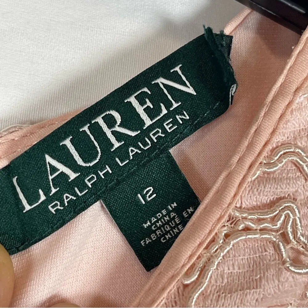 Lauren Ralph Lauren Lace Dress in Soft Pink SZ:12 - Image 9