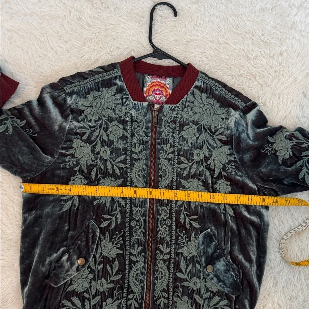 Johnny Was Velvet Embroidered Bomber Jacket Teal Floral Zip Front Boho Size M - Image 10