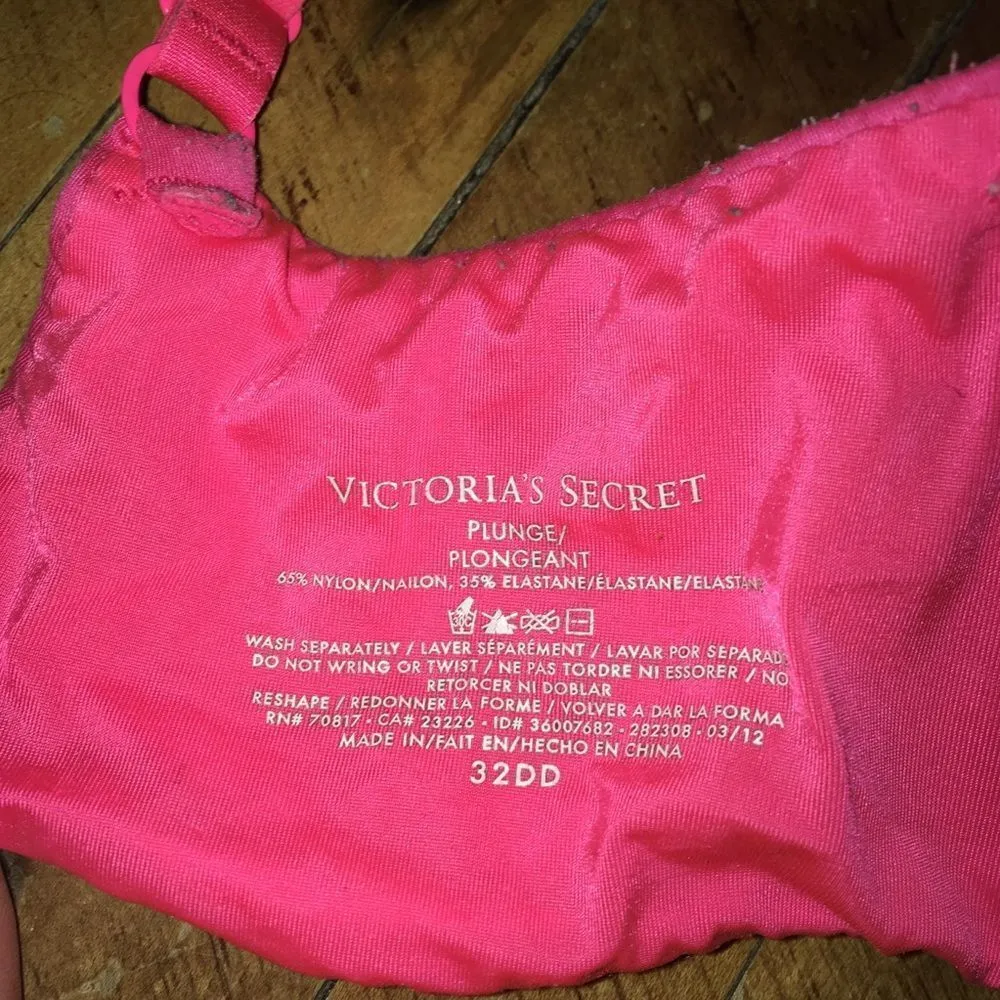 Victoria’s Secret 32DD plunge barbiecore hot pink bra - Image 3