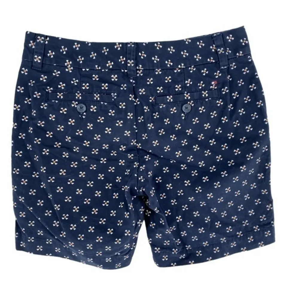 Tommy Hilfiger‎ Printed Flat Front Midi Shorts - Image 2