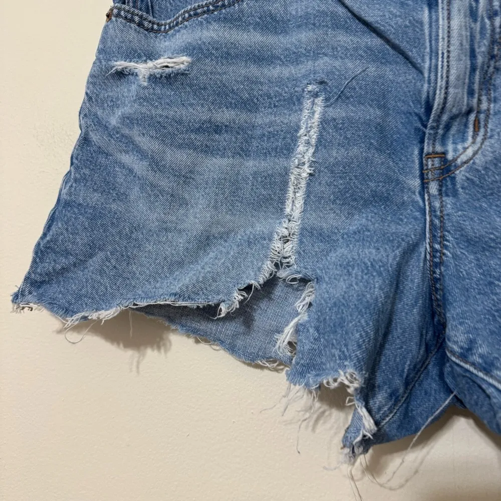 90s Boyfriend Short - Image 2