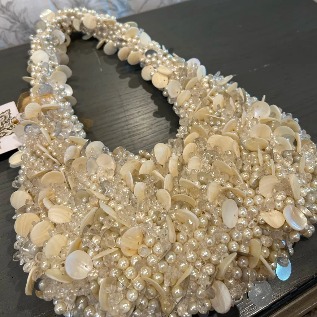 NWT Beaded Cream and White Shell Pearl Sequin Shoulder Bag - Image 4