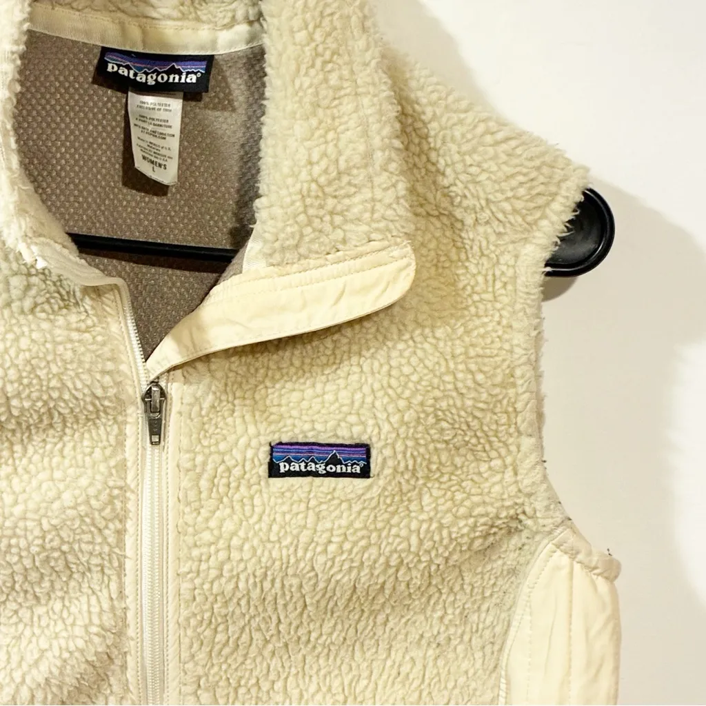 PATAGONIA Women's Retro-X Sherpa Fleece Vest Zip-Front Natural Large - Image 2