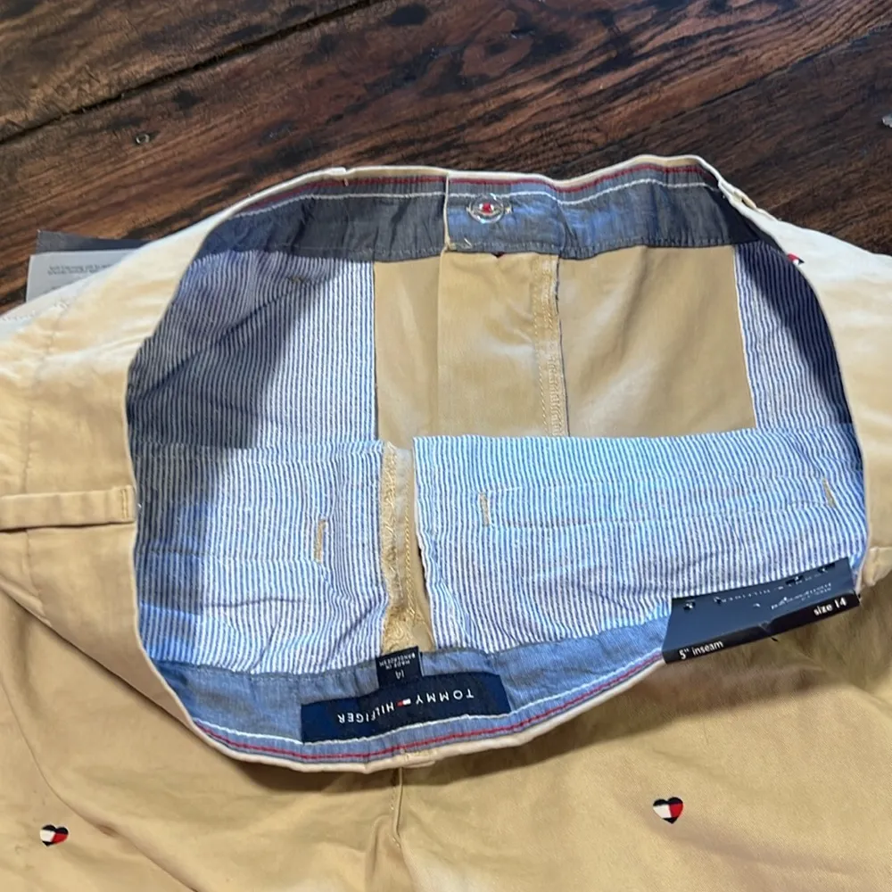 Tommy Hilfiger size 14 women’s shorts - Image 5