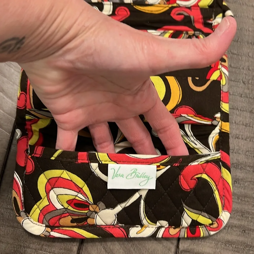 Vera Bradley NWT RETIRED Puccini Trifold Wallet Crossbody W/removable strap - Image 5