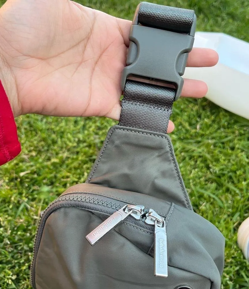 lululemon athletica green Belt bag - Image 5