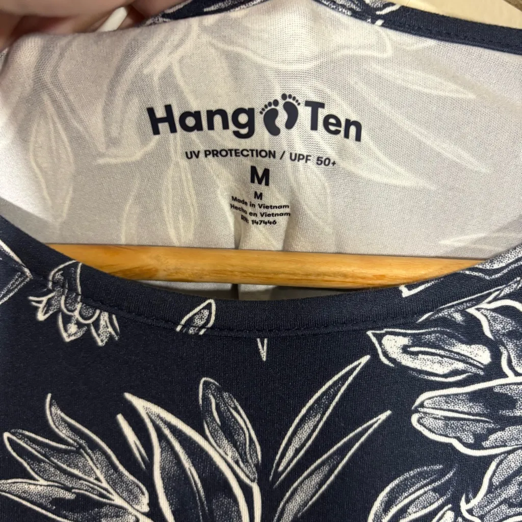 Hang Ten UV Sun Protection Floral Navy Women's Top Size M - Image 3
