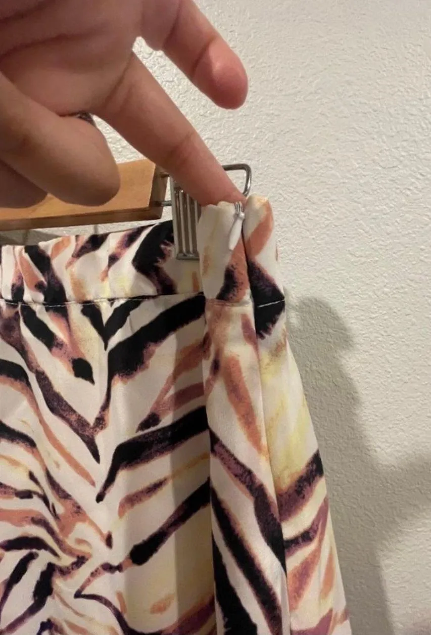 Kendall + Kylie  Blush Midi Skirt - Image 2