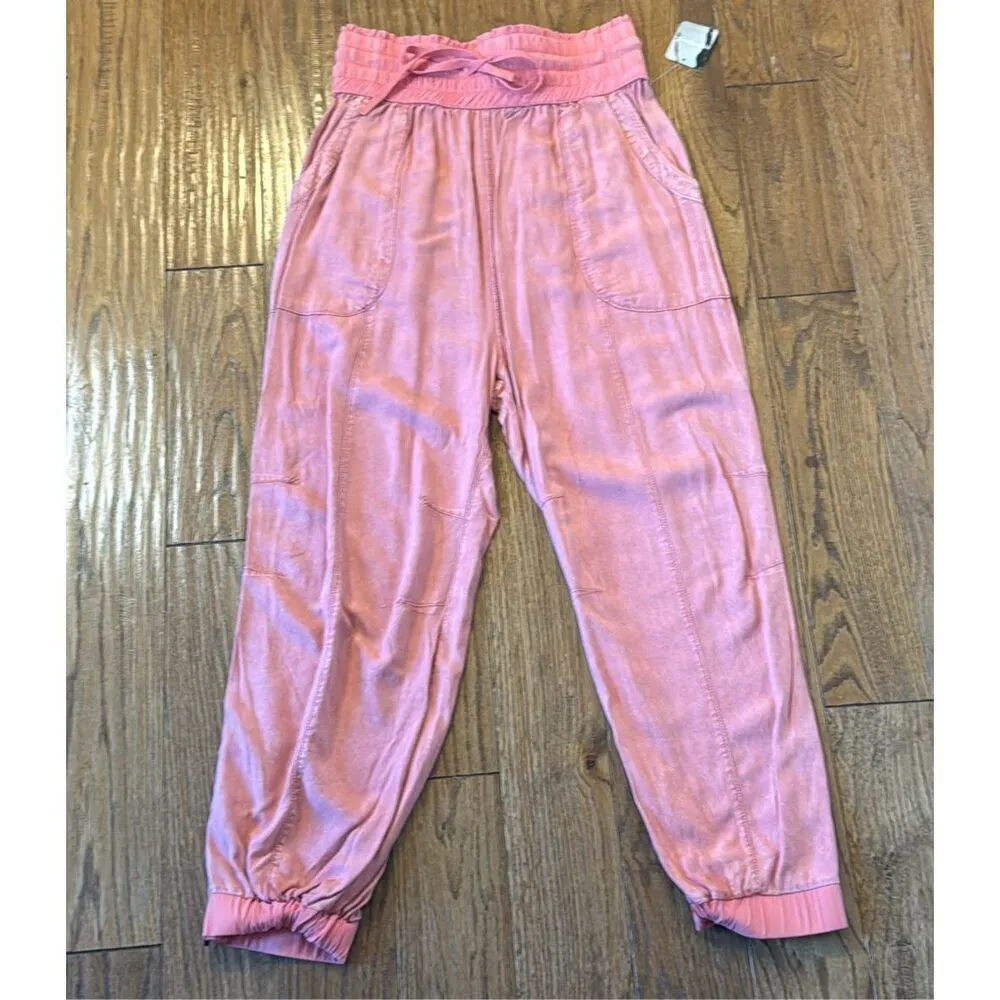 Free People NWT halfzies relaxed jogger pant size small matte rose - Image 14