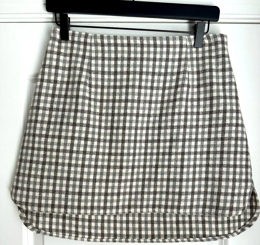 Safe and sage plaid skirt Size M - Image 7