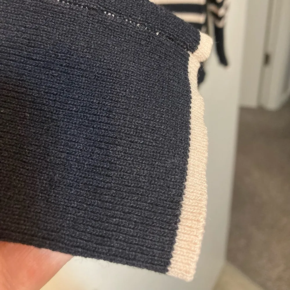 Premise Light Weight Sweater - Image 3