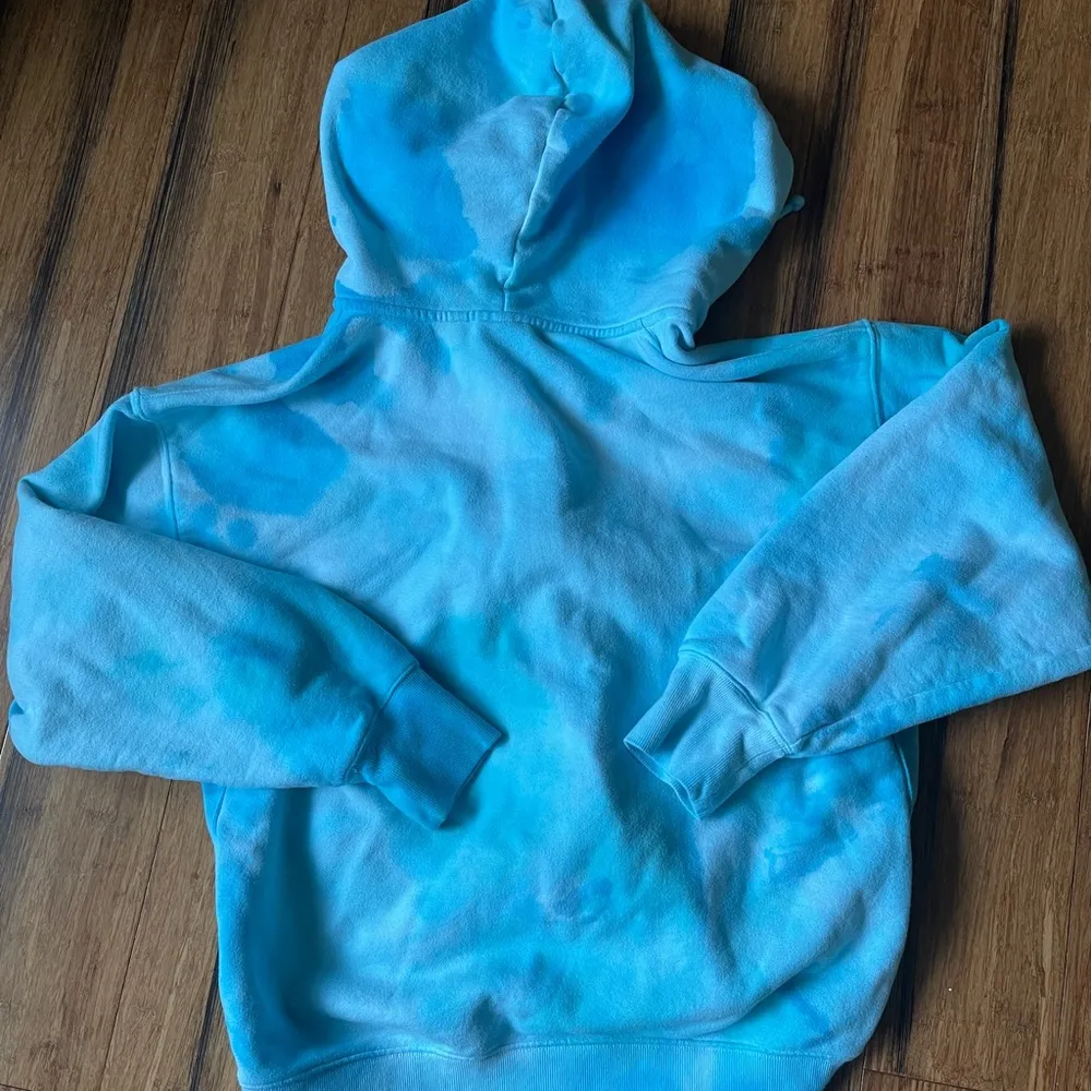 TNA by Aritzia tie dye full zip Blue Size M - Image 3