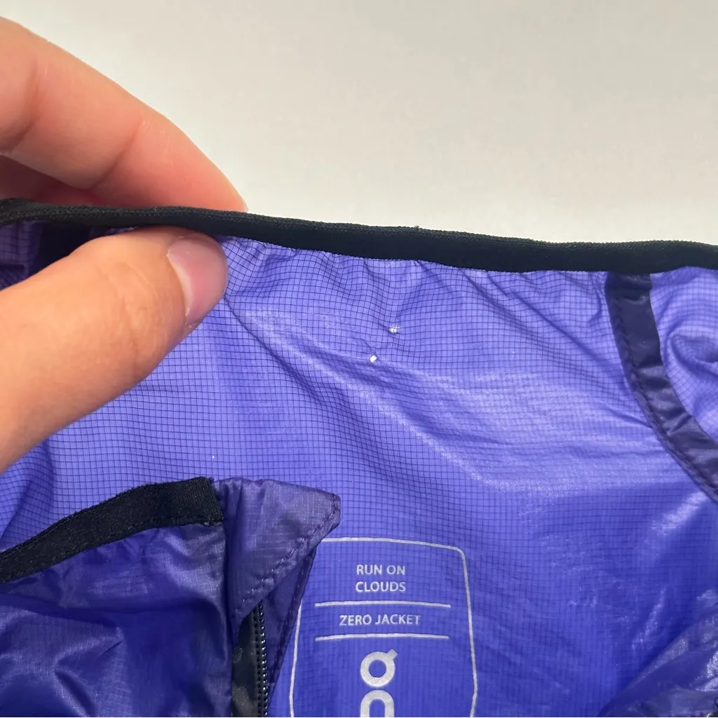 on cloud  Running Women's Half Zip Zero Jacket Twilight Size Medium - Image 7