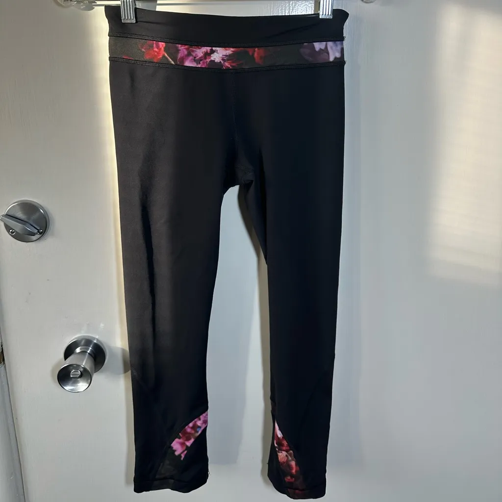 lululemon athletica women Black Leggings with Floral Accents - Image 2