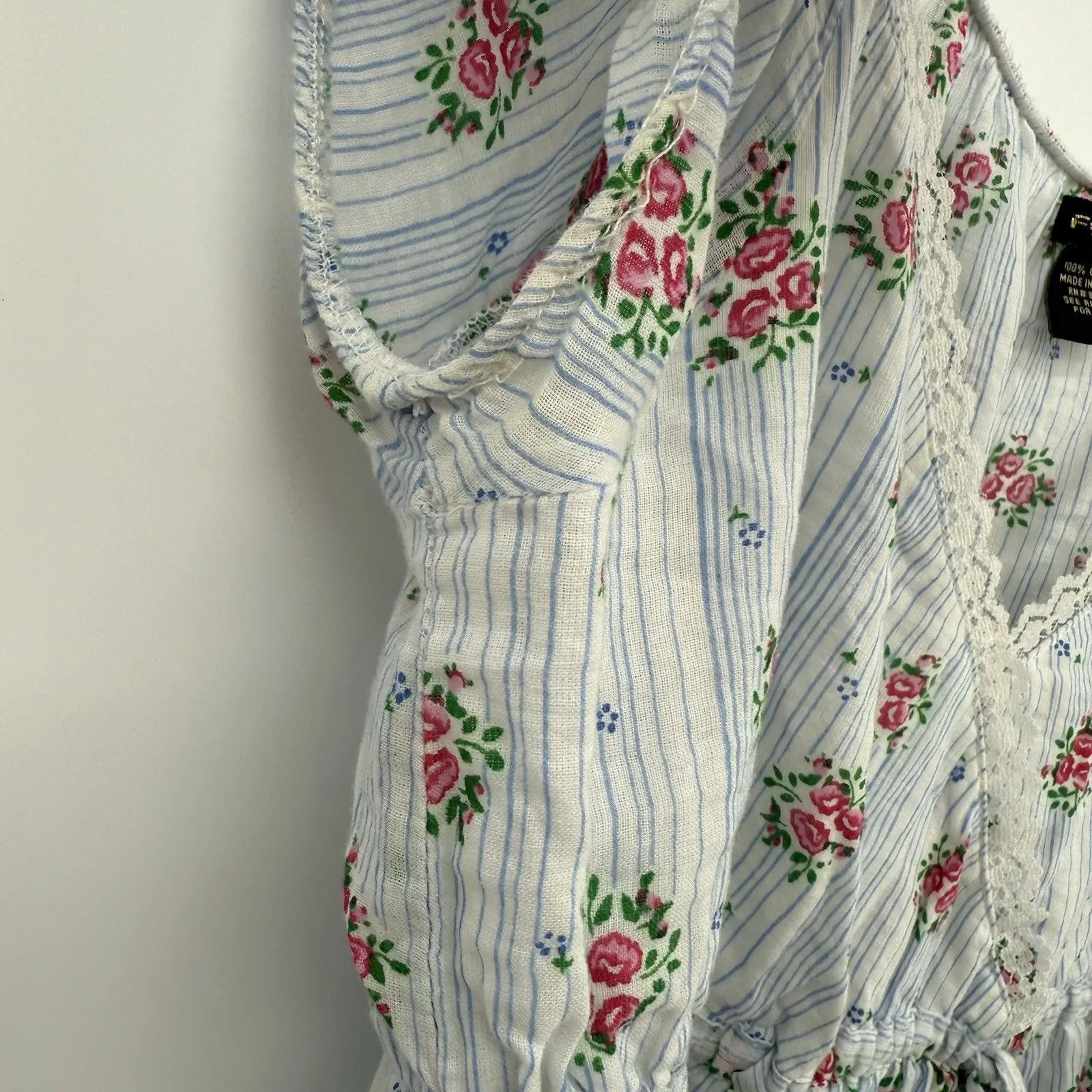 Fang Dainty Floral Striped Blue Multicolor Top Lace Trim Coquette Size Large Y2K - Image 6