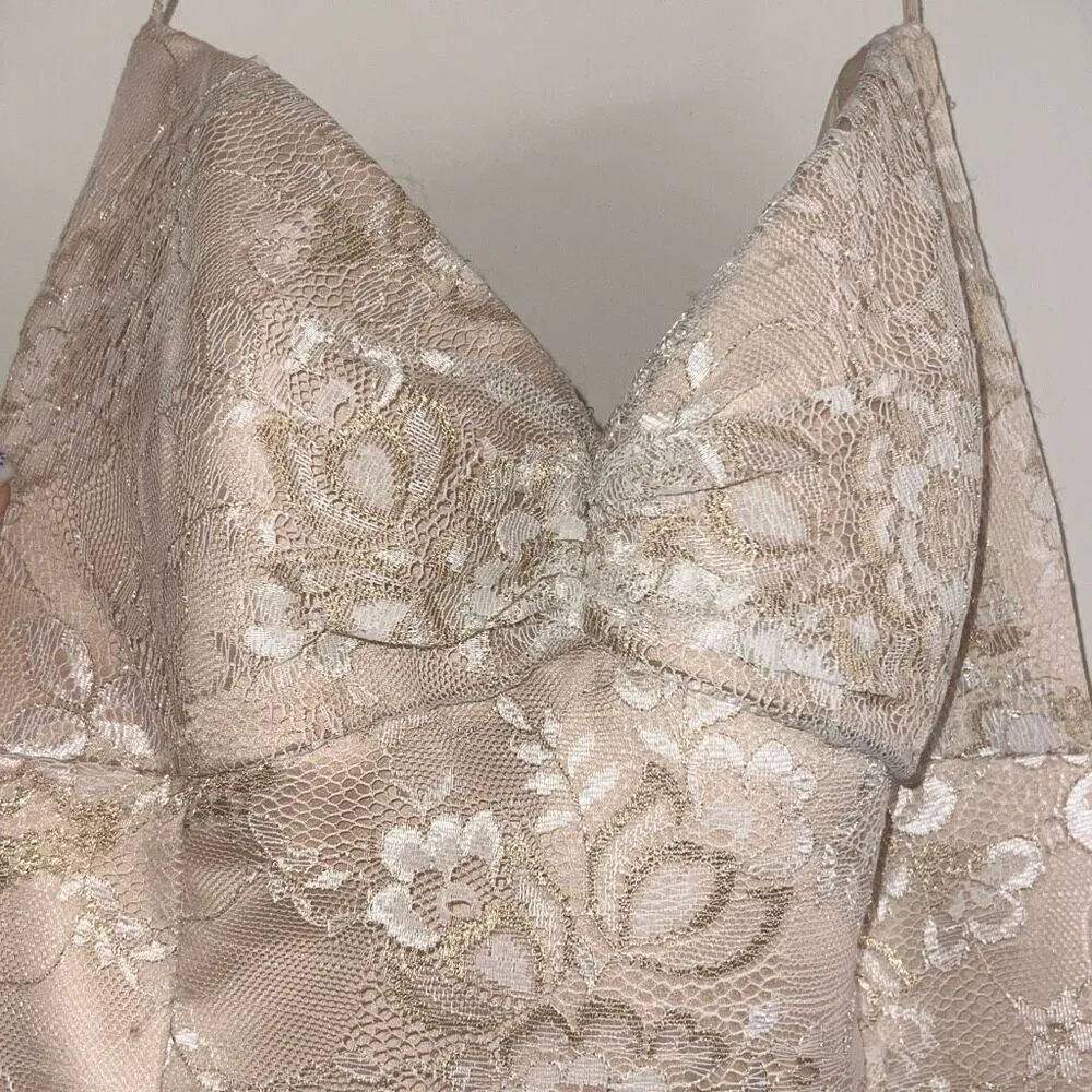 ✨Raylia Design Tiered All Over Lace Halter Midi Toffee/Gold Sz 10 Dress✨ Gold - Image 8