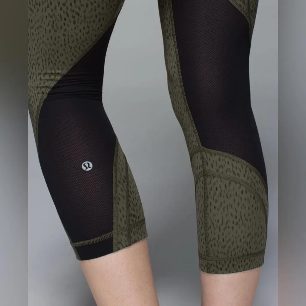 Lululemon Run: Inspire Crop II *Full-On Luxtreme (Mesh) - Image 3