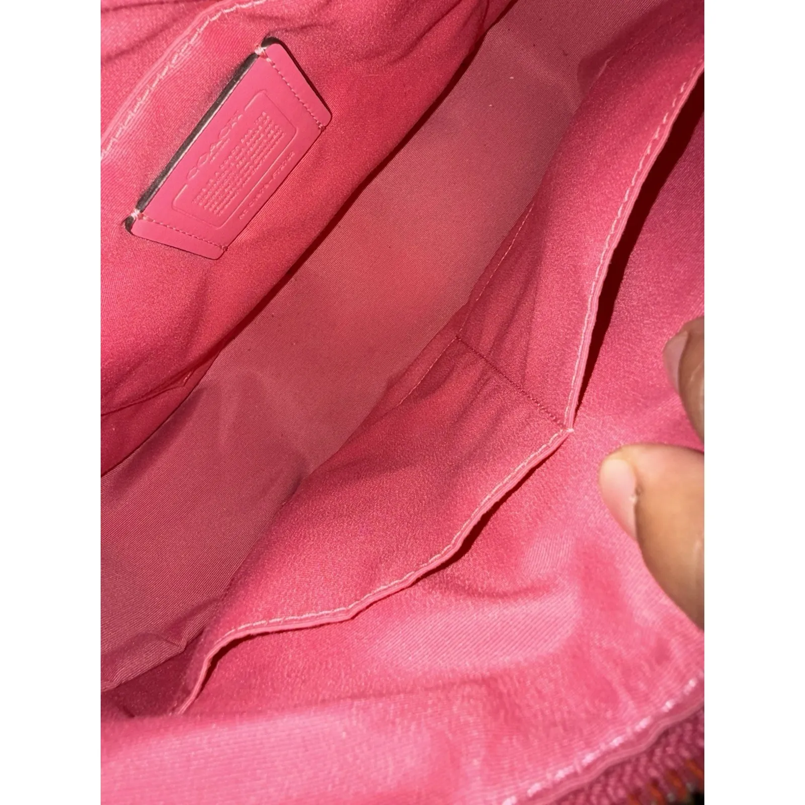 Coach F72702 Pink Jes Hobo Horse & Carriage Saddle Pebbled Leather Shoulder‎ Bag - Image 10