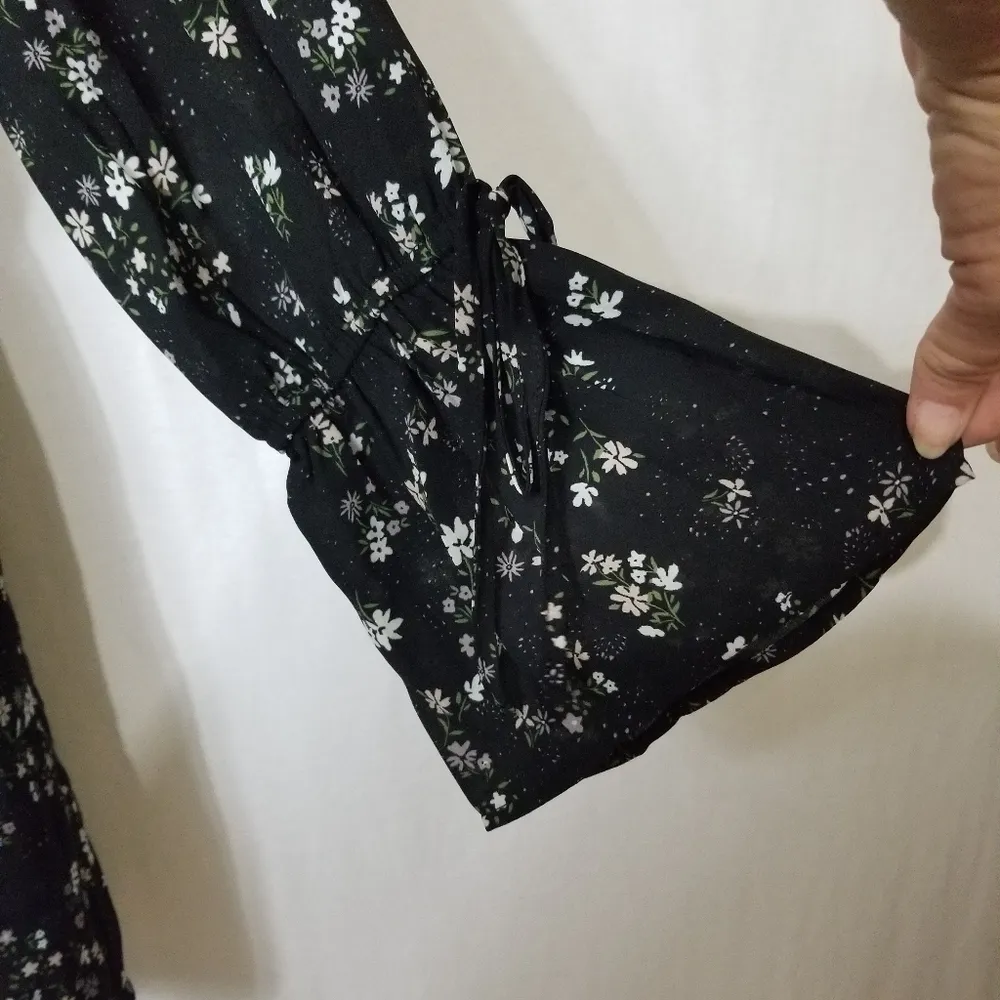 Cupcakes & Cashmere floral Romper - Image 2