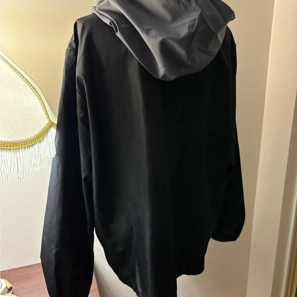 Victoria’s Secret Pink Gray and Black Hooded Windbreaker Size M/L - Image 11