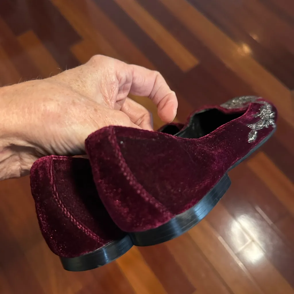 Barneys New York Velvet Embellished Flats Burgundy Ballet 36 Size 6 Preppy Glam - Image 8