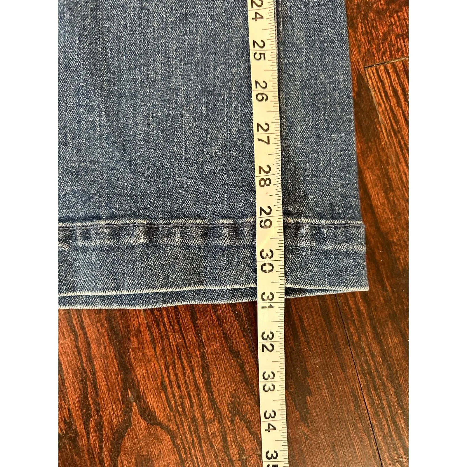 Old Navy Extra High Rise Wide Leg Jeans Size 4 - Image 11