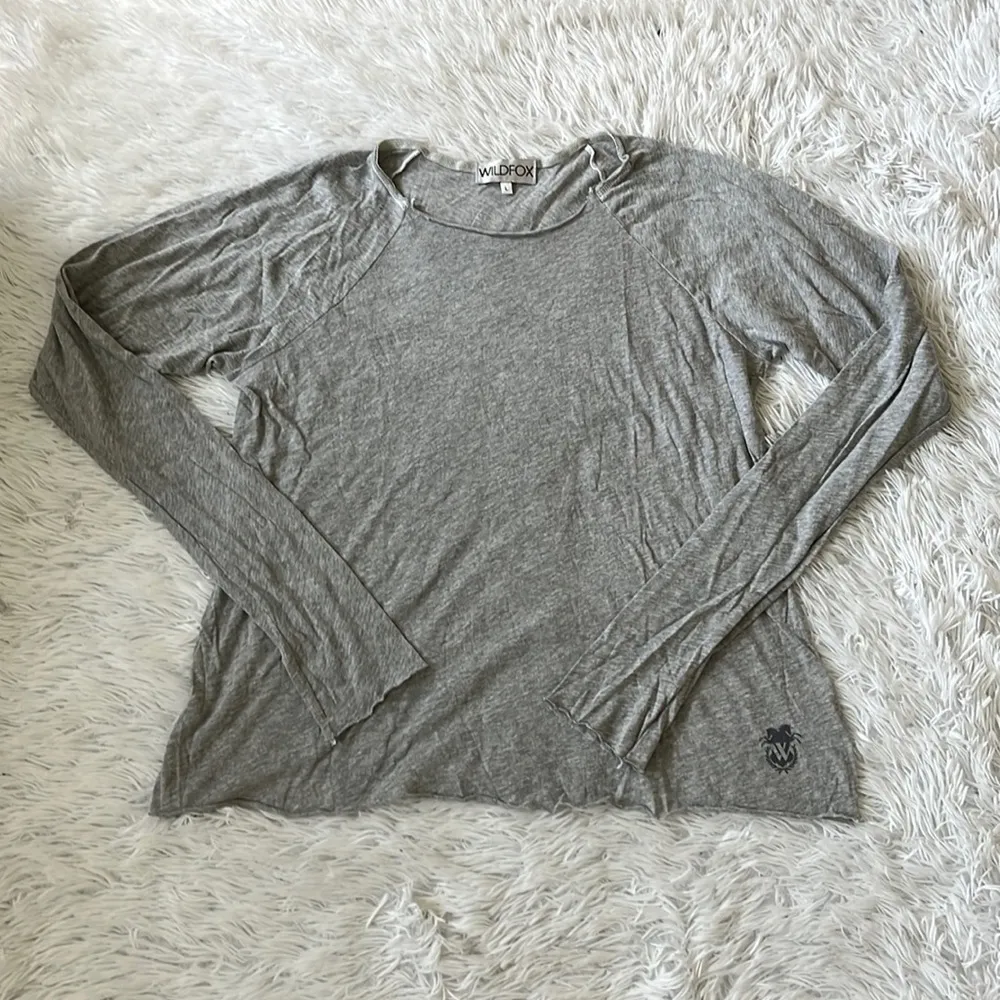 Wildfox Women’s the perfect tee Long sleeve gray size Large - Image 2