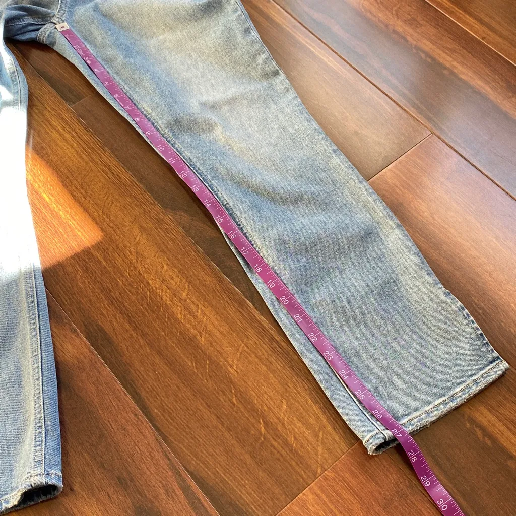 GAP Vintage Slim Mid Rise Split Hem Light Wash Straight Jeans - Image 8