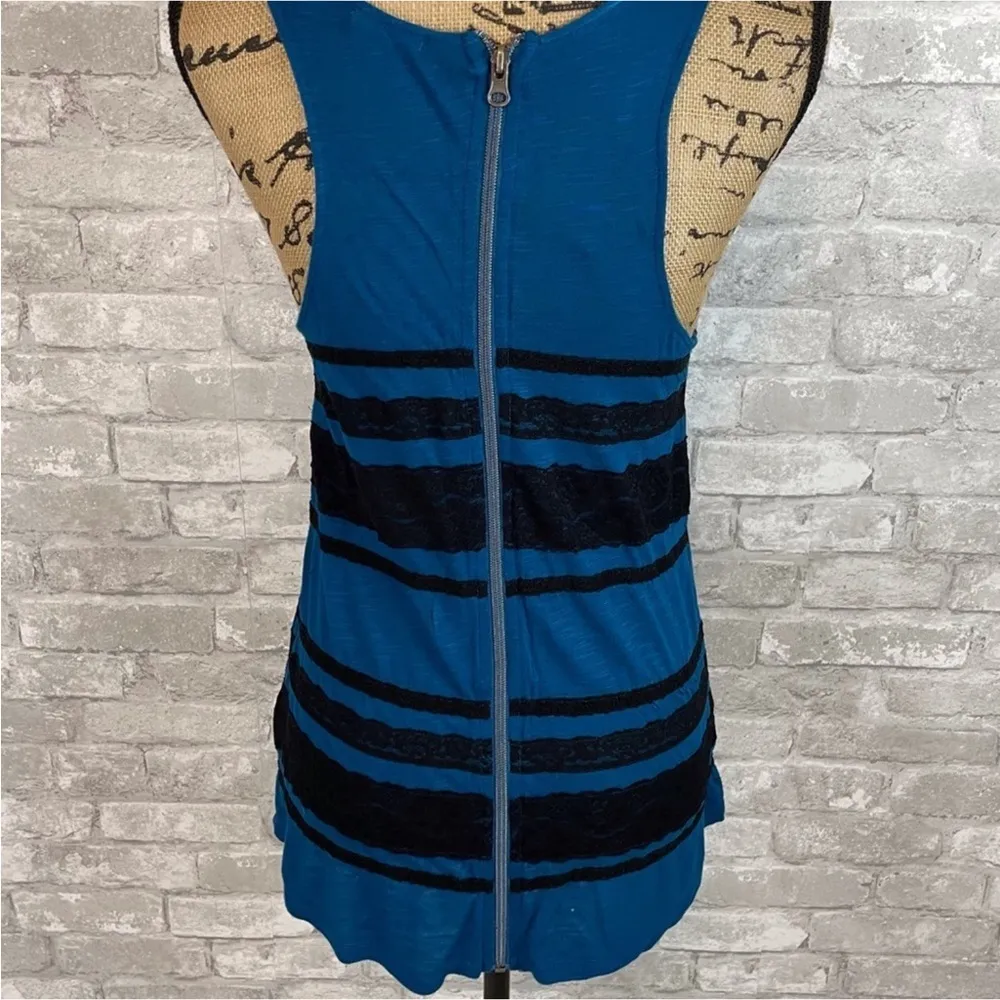 Urban Outfitters Kimchi Blue Lace Tank top - Image 4