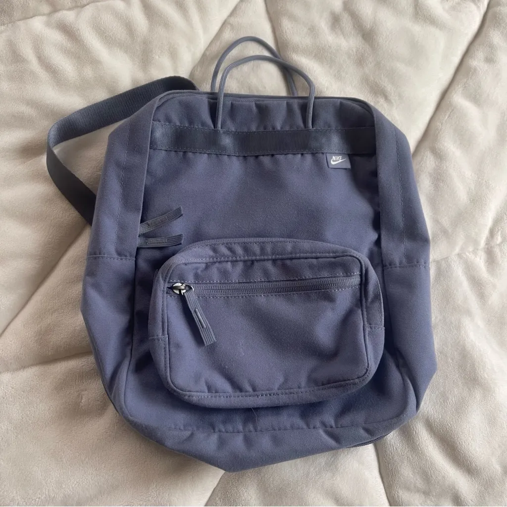 Nike Backpack Purple Expandable Adjustable Straps Multiple Compartments - Image 2