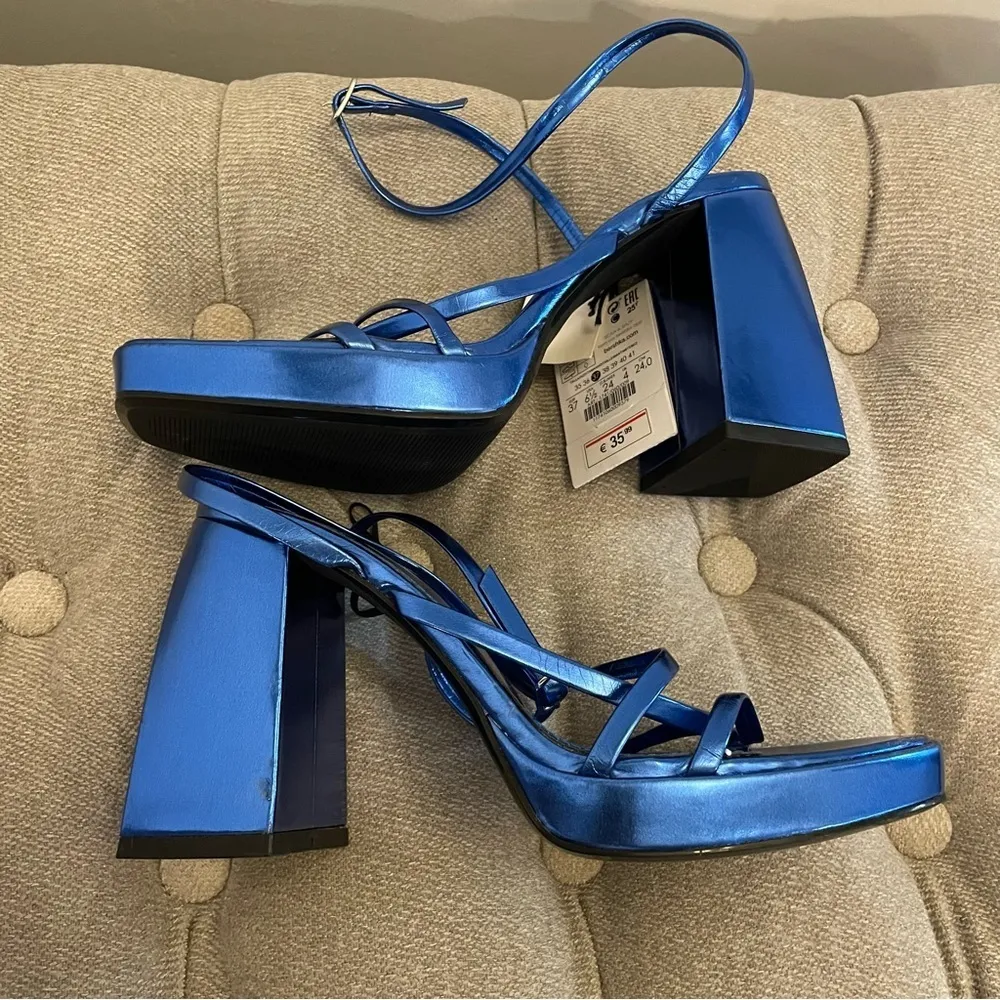 NWT BERSHKA Metallic heeled platform sandals sz 6.5 - Image 7