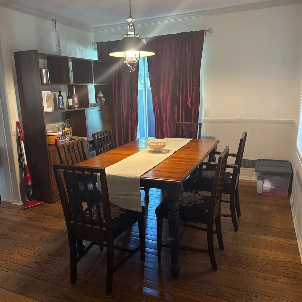 American Eagle High-Rise Boyfriend Jeans - Image 6