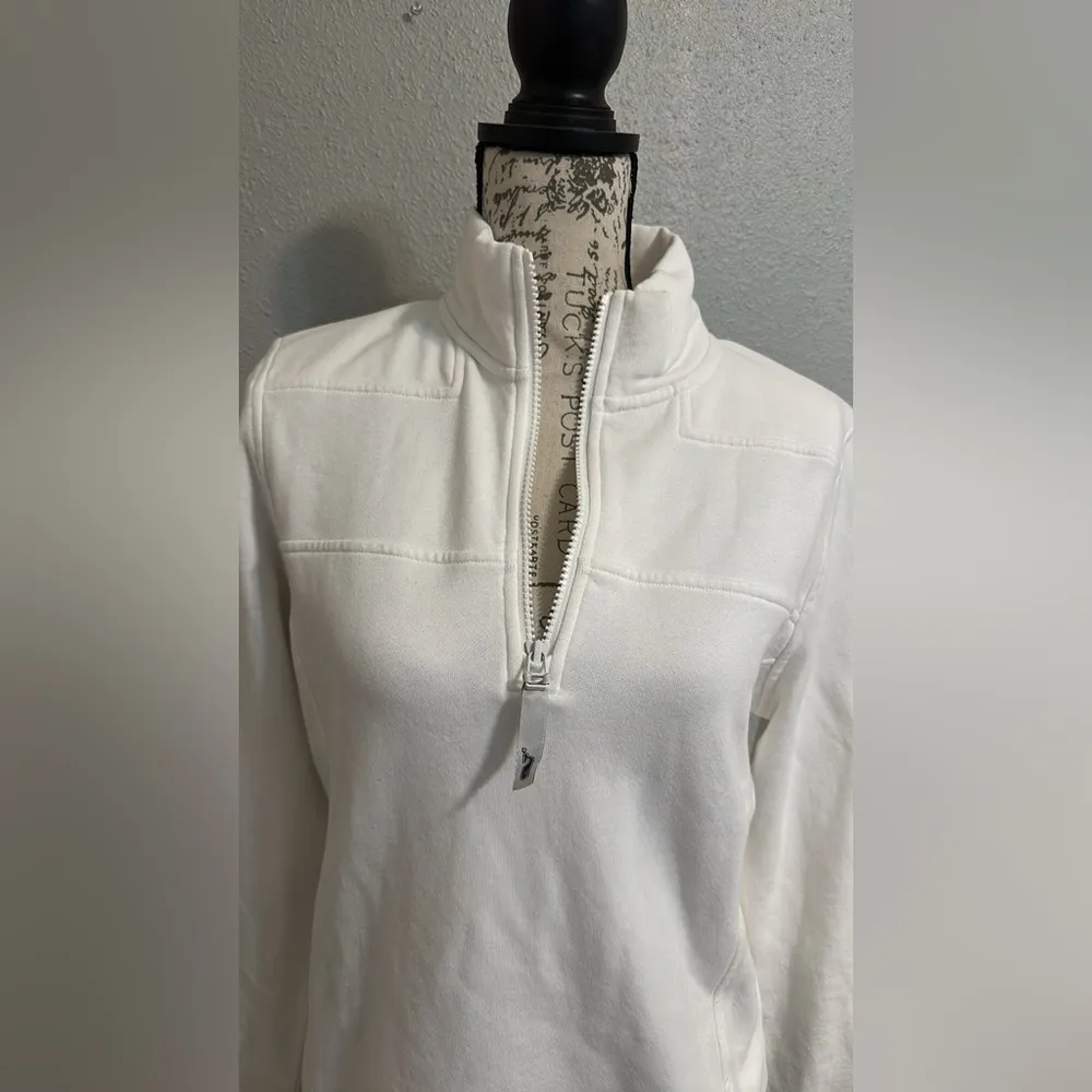 Vineyard Vines Women's White Cap Shep
Quarter-Zip Pullover no sign of wear - Image 3