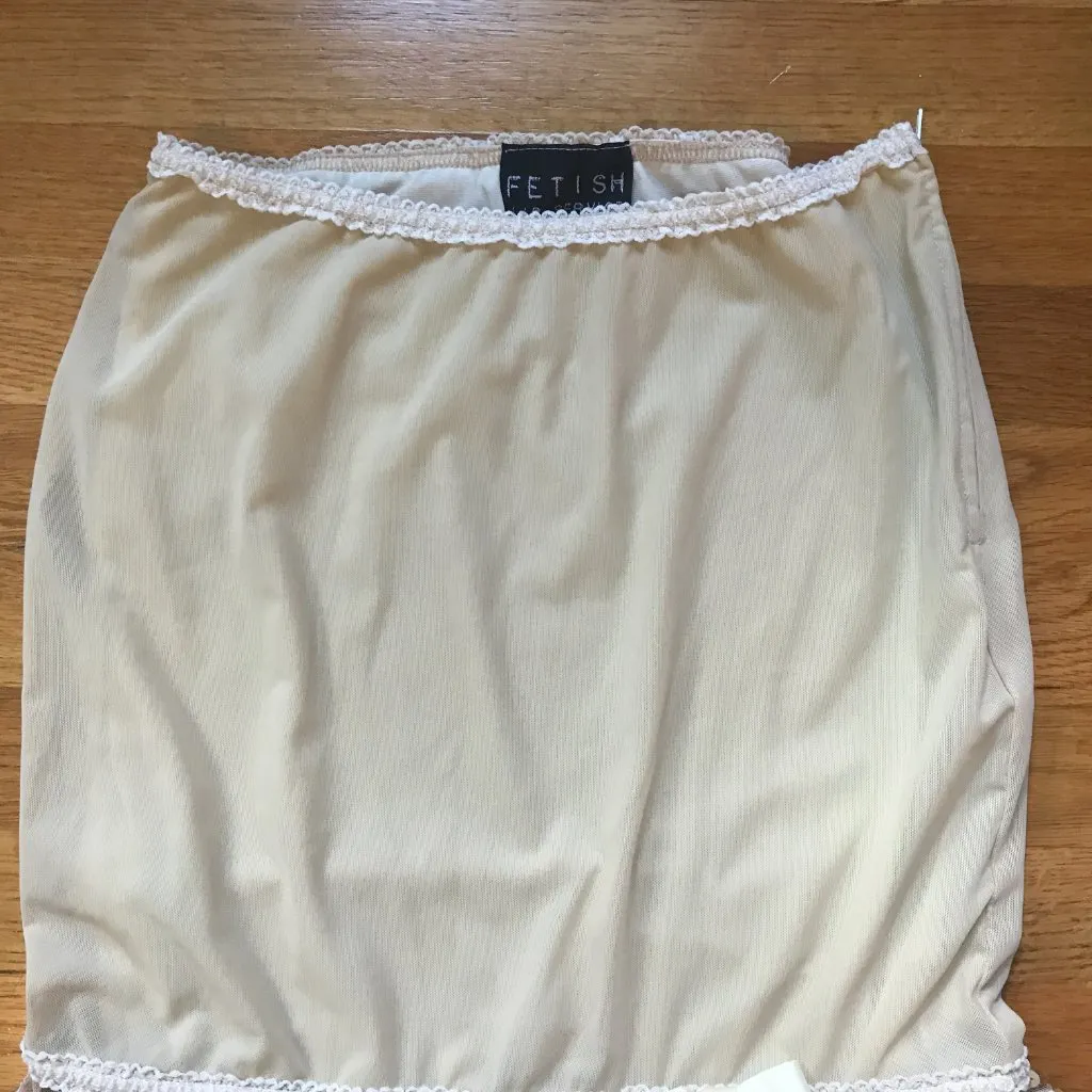 Lip Service Vintage Femmes of Folly Gothic Victorian Ivory Lace Sequined Skirt M - Image 4