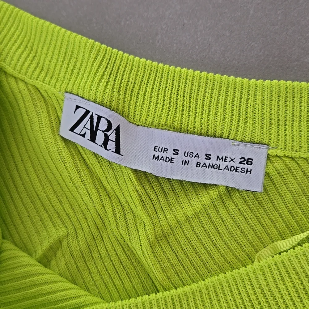 Zara Lime Green One-Shoulder Ribbed Top - Image 5