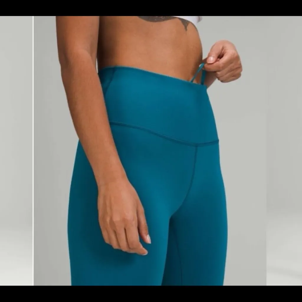 NWOT Lululemon Wunder Train High-Rise Tight 28" in Capri - Image 3