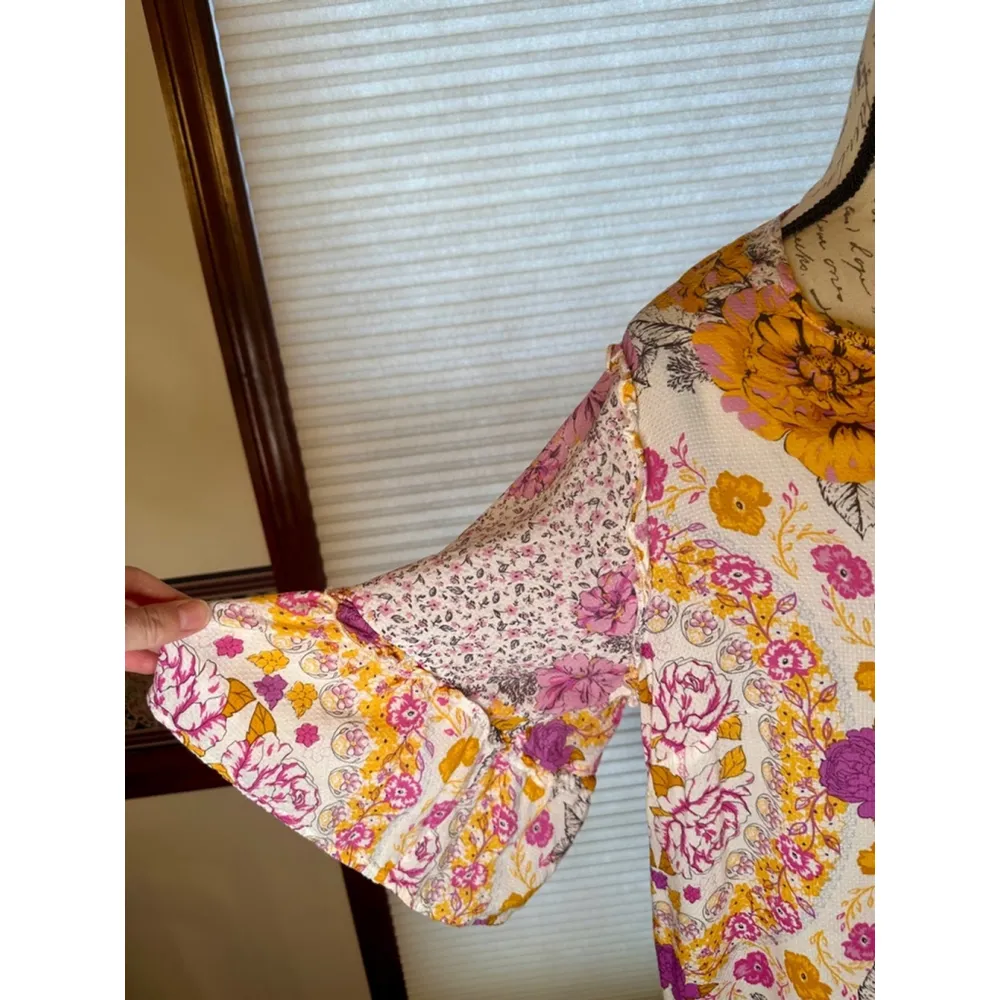 Tribal Jeans Women's 1X Floral Textured/Swiss Dot Blouse W/Frill Sleeve & Tassel - Image 8