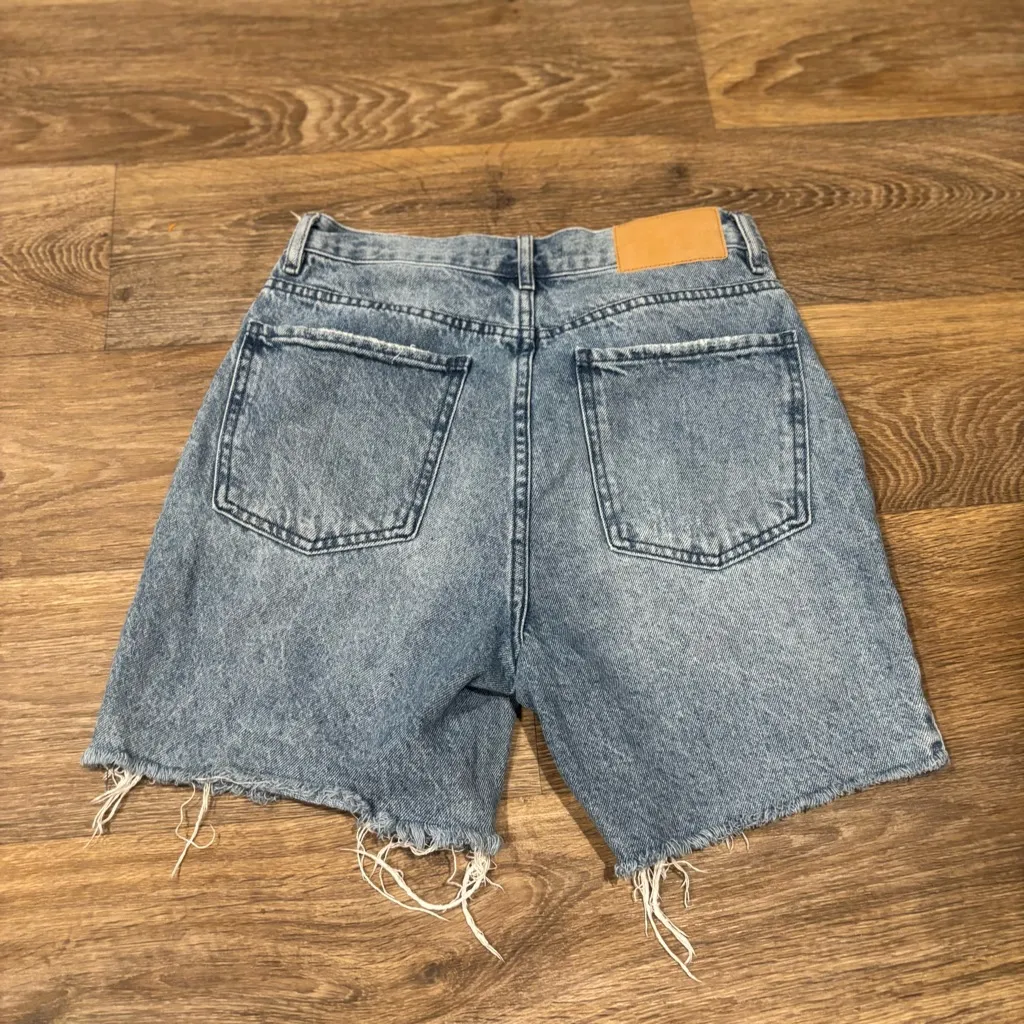 PacSun Dad Jean Shorts Women’s 26 High-Waisted Distressed Denim Raw Hem - Image 2