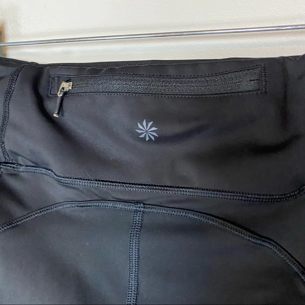 Athleta Velocity Stash Pocket Crop Leggings Black Small - Image 7