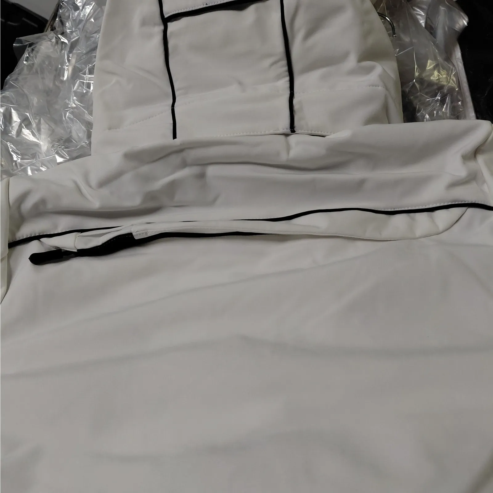 PinFin Womens Hooded Windbreaker Jacket Sz Medium White Outdoor Hiking Rain Coat - Image 14