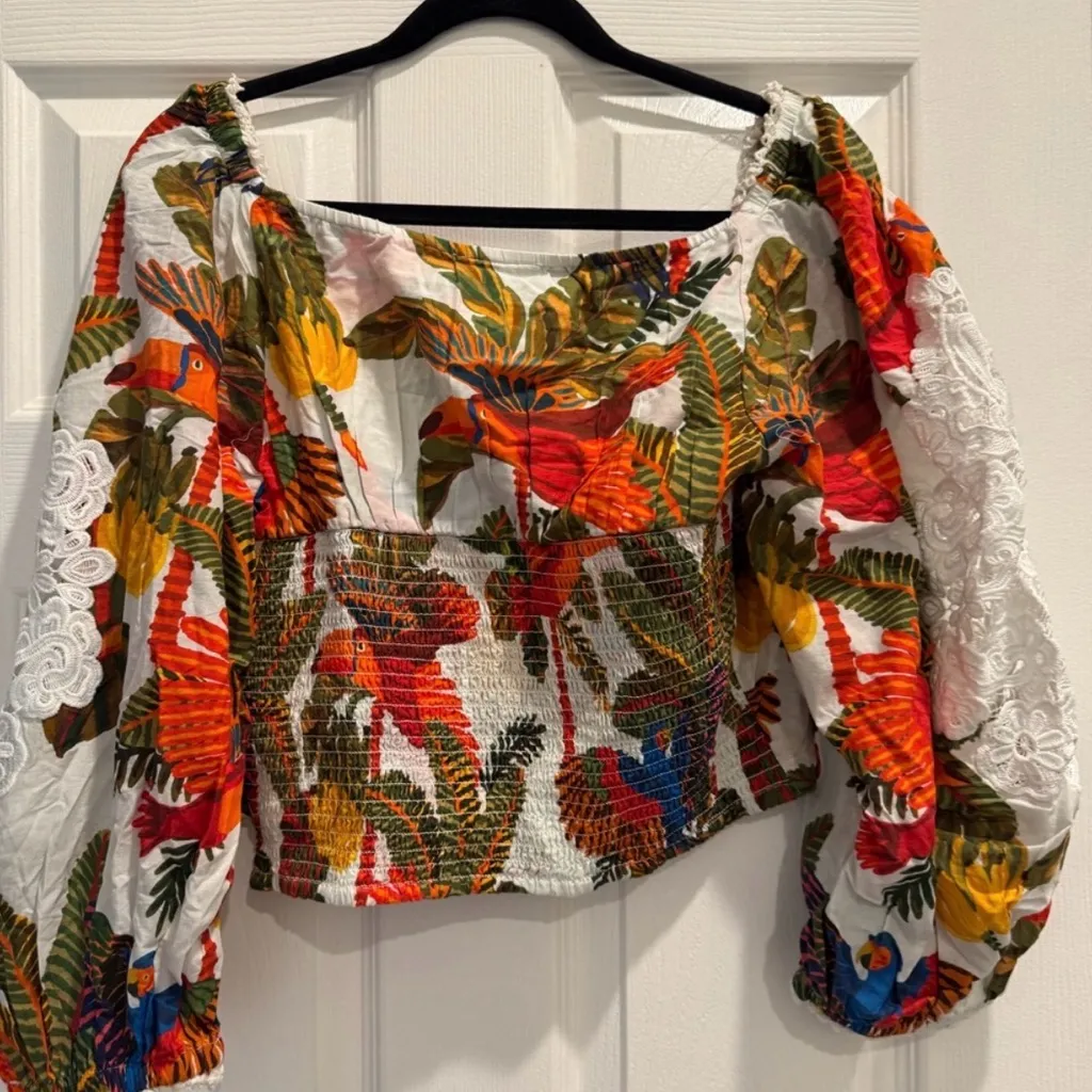 NWT Farm Rio Forest Birds crochet and guipure lace Cropped Blouse Size L - Image 12