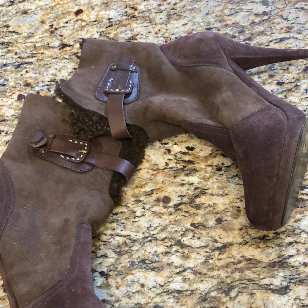 Chic Brown Suede Ankle Boots with Buckle Detail Size 9.5 - Image 8