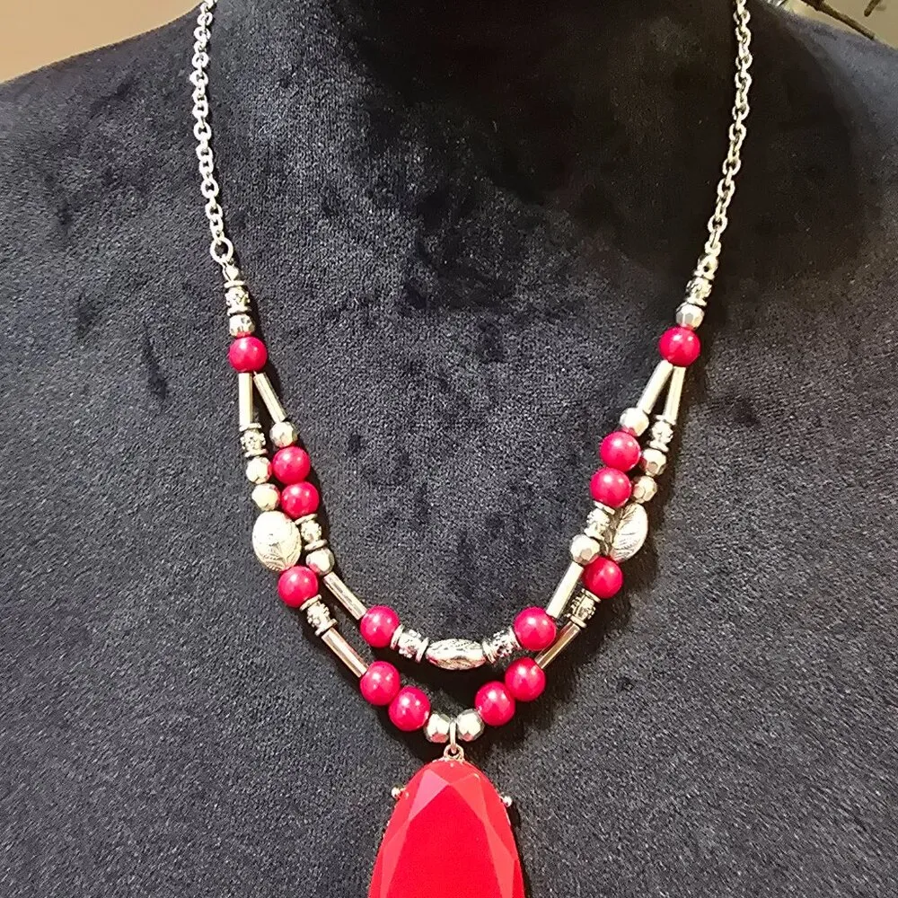 Silver Native American Red Silver Beads Garnet Pendant Toggle Necklace - Image 2