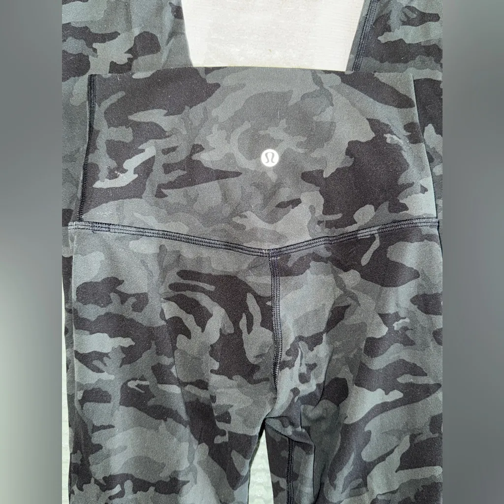 Lululemon Align Pant 28"
Incognito Camo Multi Grey
Size 2 Gray - Image 5